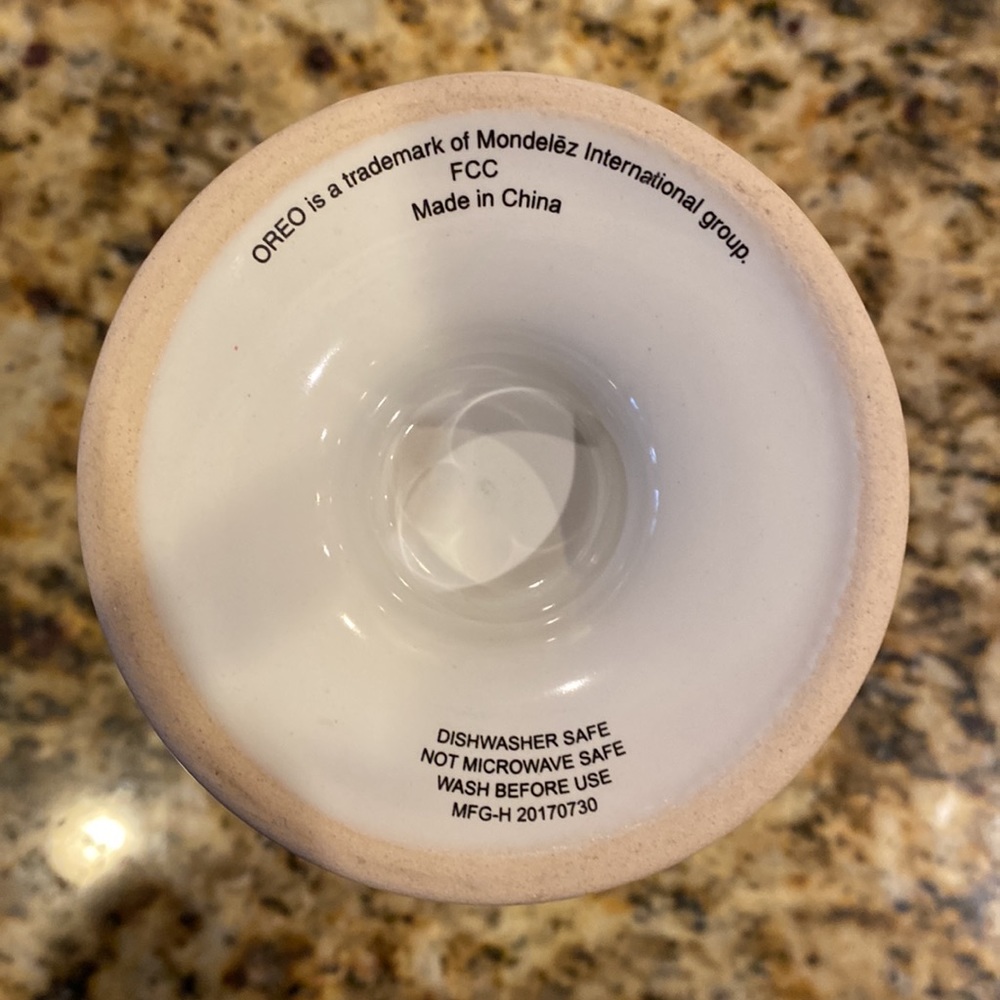 Oreo Milkshake Mug - Picture 2 of 5
